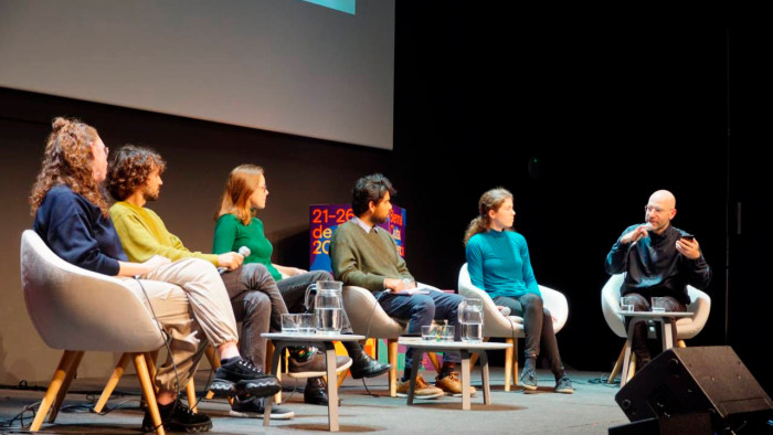 Per què la comunitat científica hauria d'interessar-se per l'art? - Taula rodona 1